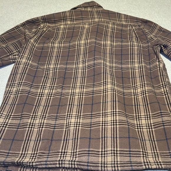 Volcom Tan Plaid  Heavy Flannel Shirt m.  Size Small - Picture 8 of 9